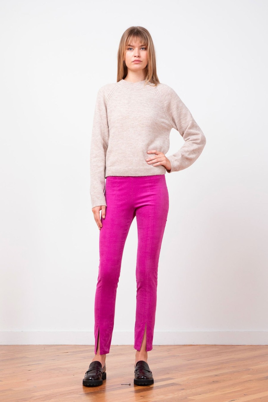 Bottoms Avenue Montaigne | Max Cord Pant Fuschia